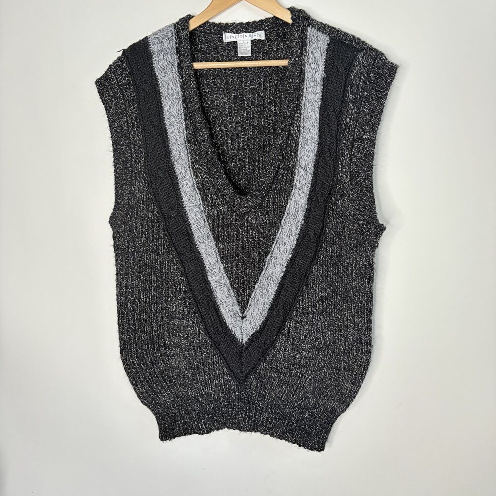 Vintage UnionBay Sweater Vest Deep V-Neck Black Gray Wool Blend Adult Large
